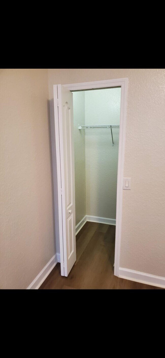 Building Photo - 2286 Shoma Dr