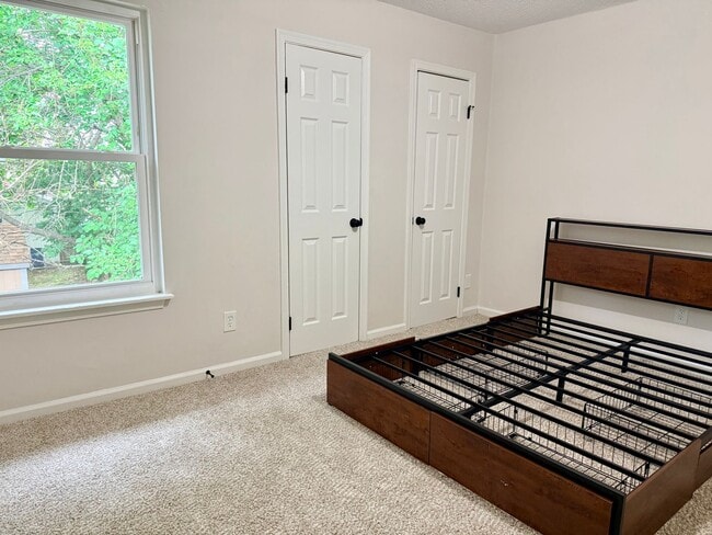 Building Photo - Gorgeous Single Family 4 bedroom furnished rental in Green Run