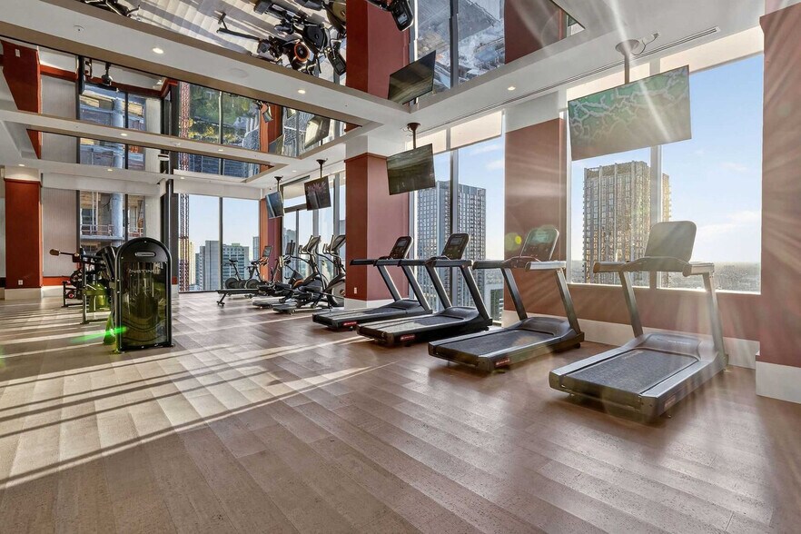 Building Photo - 11 NE 6th St