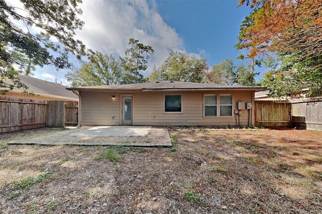 Building Photo - 10 Windswept Oaks Pl