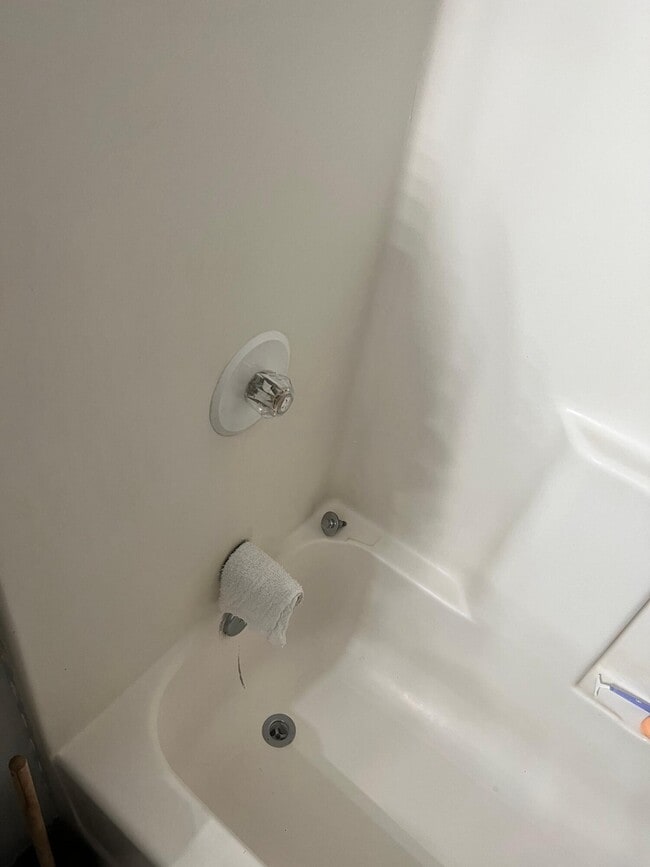 Building Photo - 1638 High Quest Cir