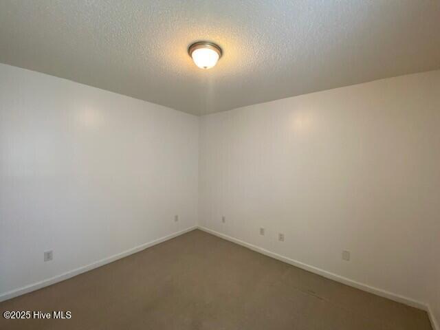 Building Photo - 2852 Valor Dr