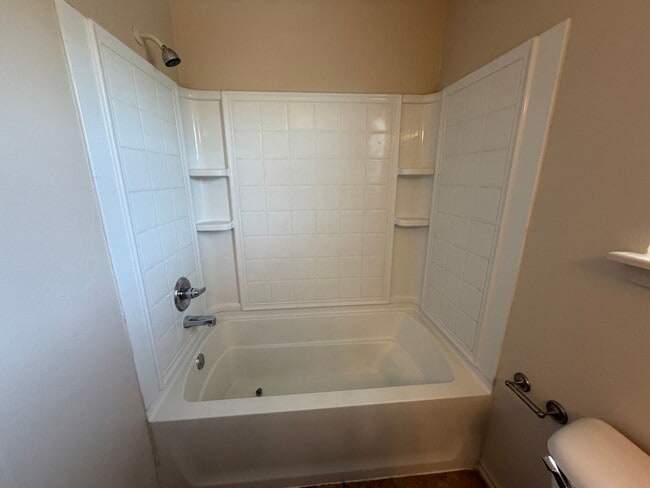 Building Photo - 200 Chalmette Dr