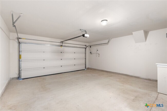 Building Photo - 1025 Arvada Dr