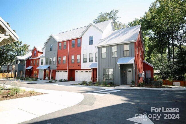 Building Photo - 4106 Anker Haus Drive