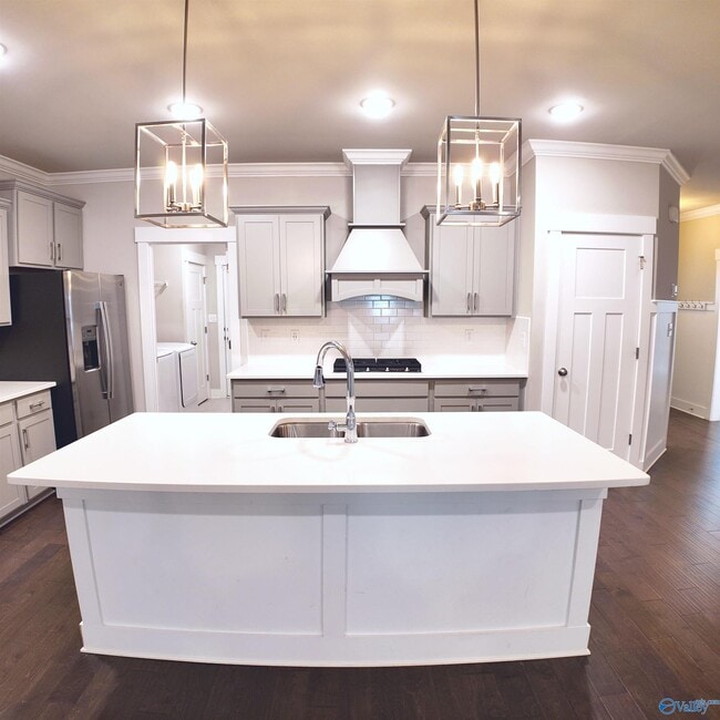 Building Photo - 404 Tillane Pk Cir