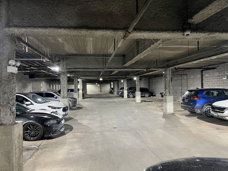 Building Photo - 3630 N Harlem Ave