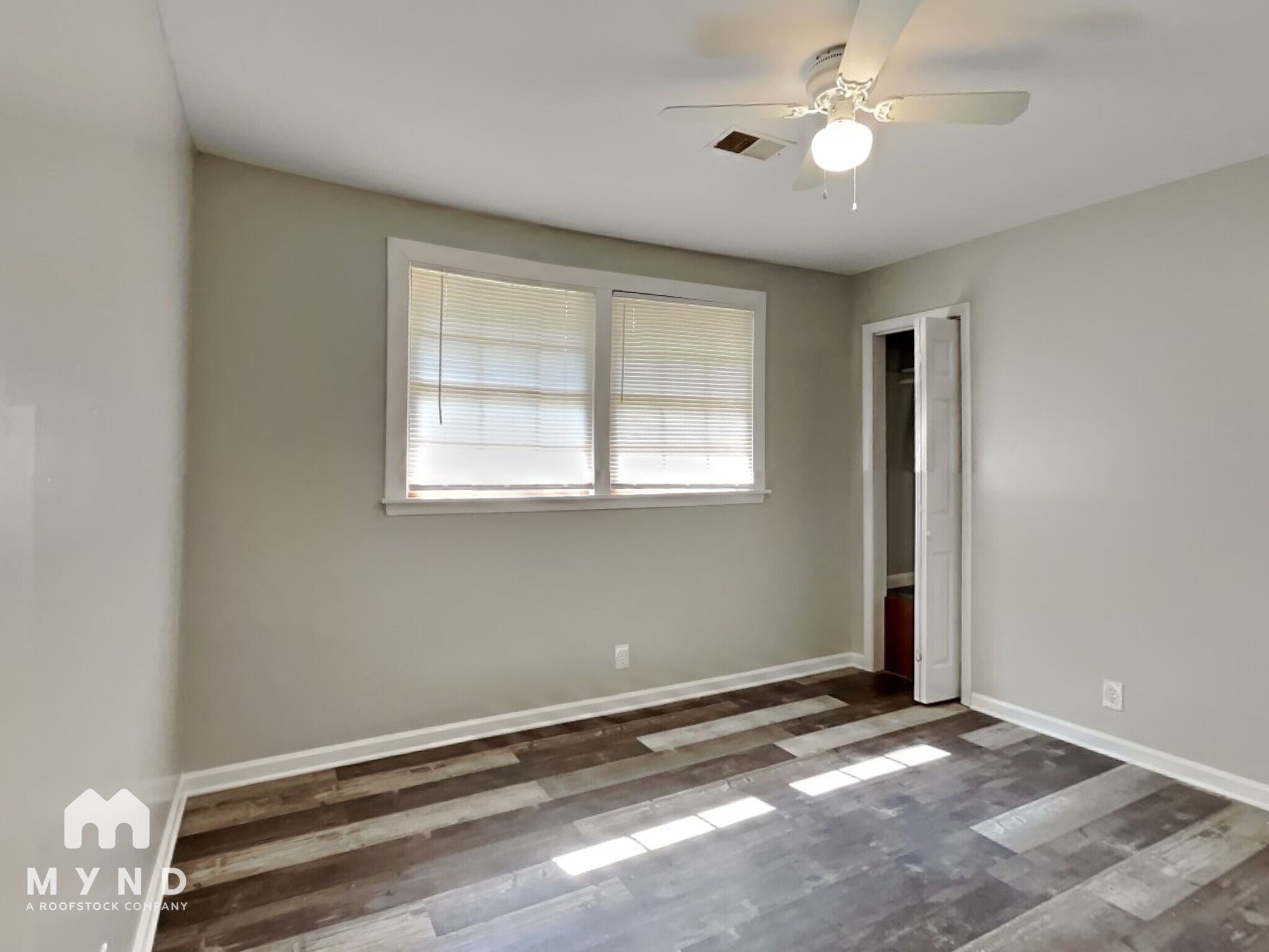 Building Photo - 3835 Valley Ridge Dr