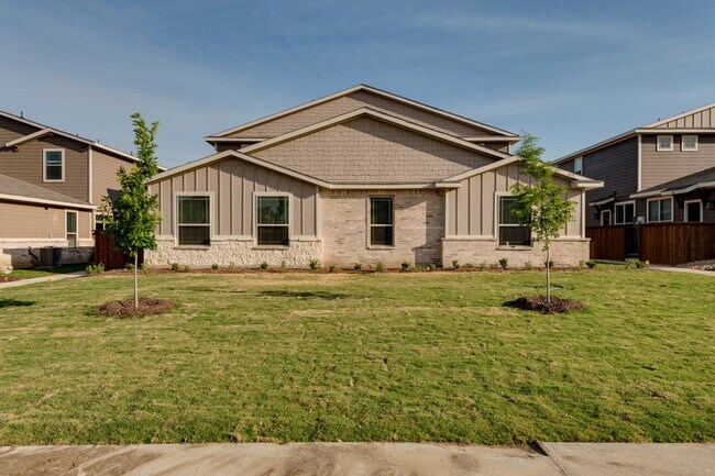 Building Photo - GORGEOUS 2 BEDROOM FOUR PLEX LOCATED IN MIDLOTHIAN ISD!