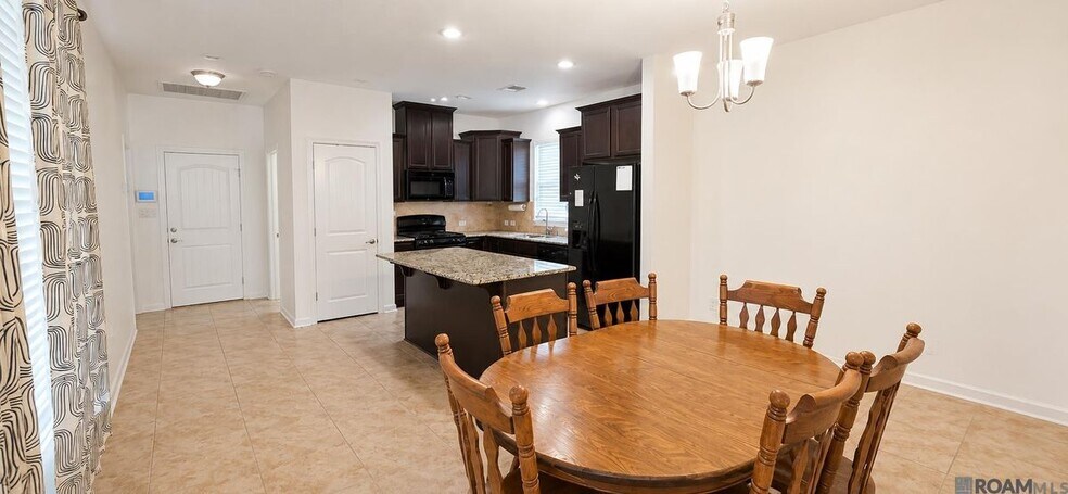 Building Photo - 1446 Granby Dr