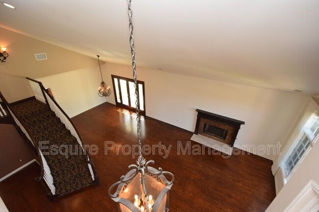 Building Photo - 1674 Bushgrove Ct