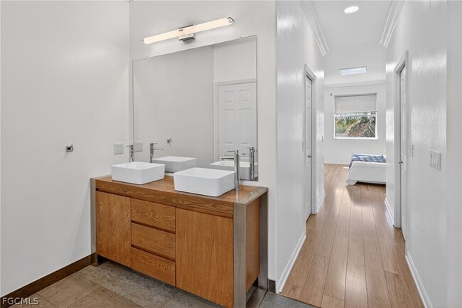 Building Photo - 5541 Harborage Dr