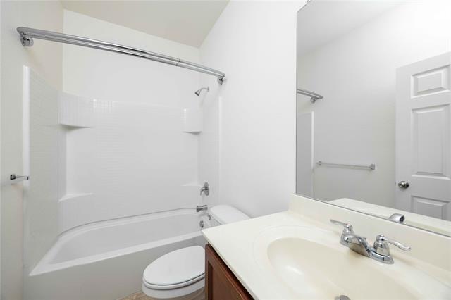 Building Photo - 1401 Nicholas Lane