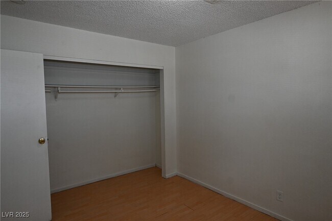 Building Photo - 2301 Stewart Ave