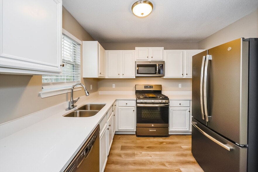 Building Photo - 3588 Sugar Maple St