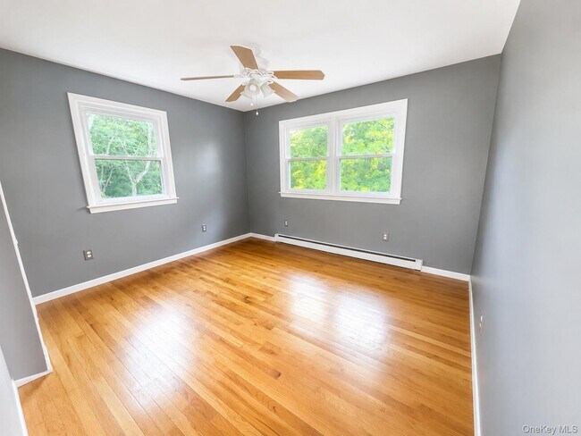 Building Photo - 43 Glenmere Homesites Rd