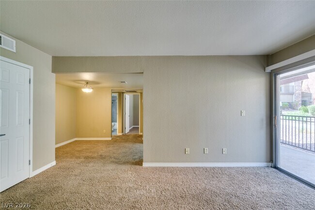 Building Photo - 4450 Sandy River Dr