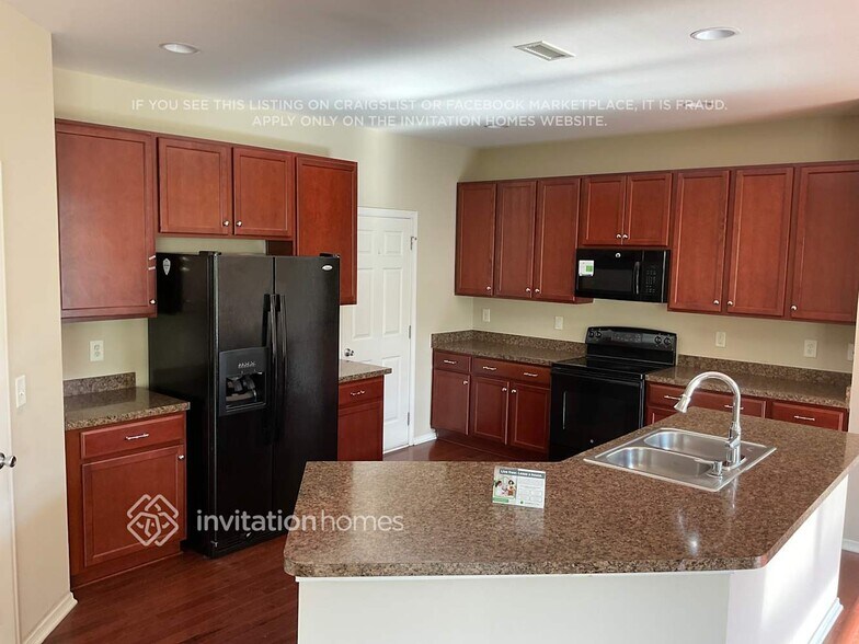 Building Photo - 5514 Black Maple Dr