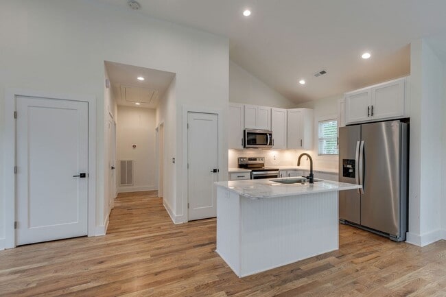 Building Photo - Modern Nations Home | 2 Bed, 2 Bath | 900 ...