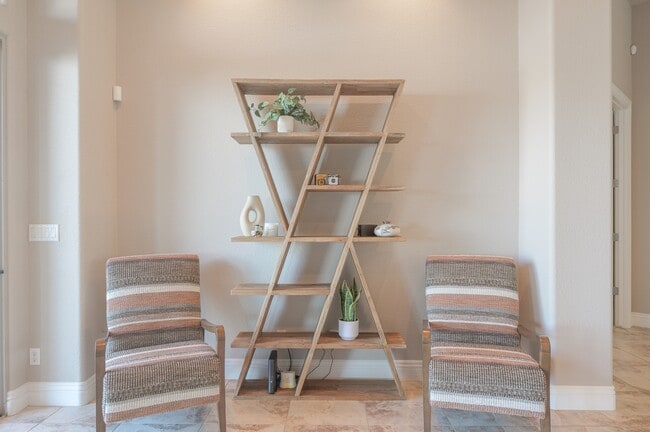 Building Photo - 1362 Pioneer Trail