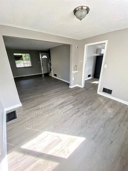 Building Photo - 3797 Walls St