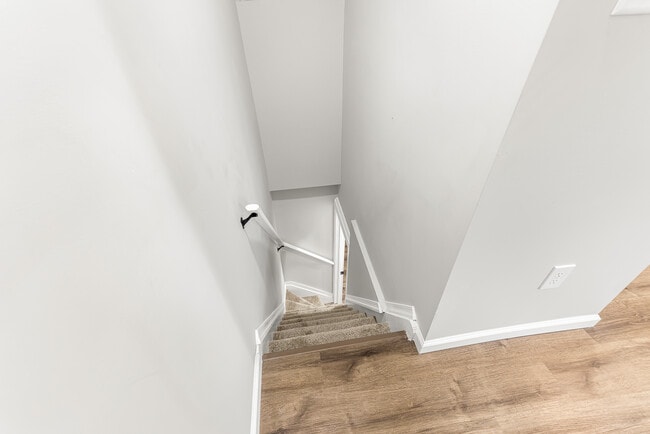 Building Photo - 515 Delamore Pl