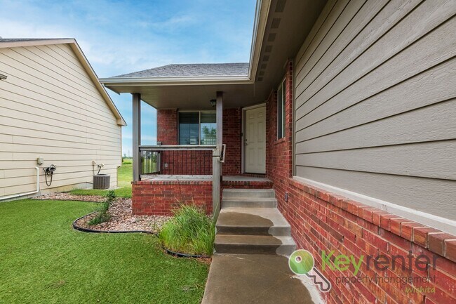 Building Photo - 2401-2403 E Coolwater St Duplex