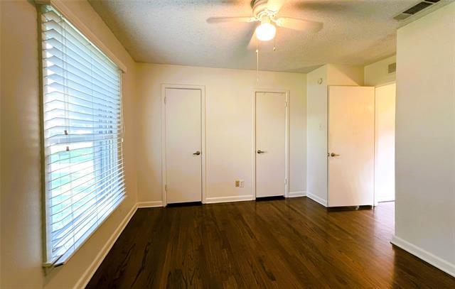 Building Photo - 424 Classen Dr
