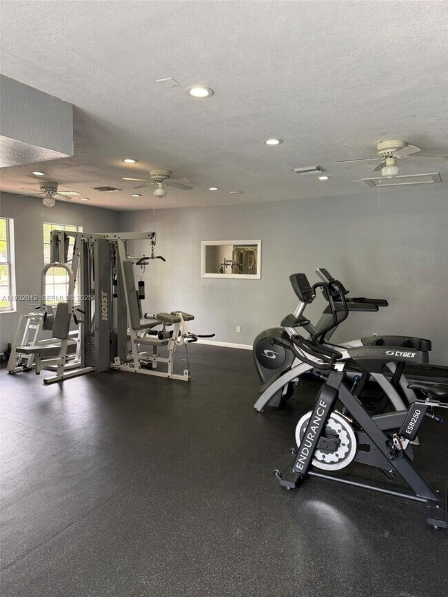 Building Photo - 2301 NW 96th Terrace