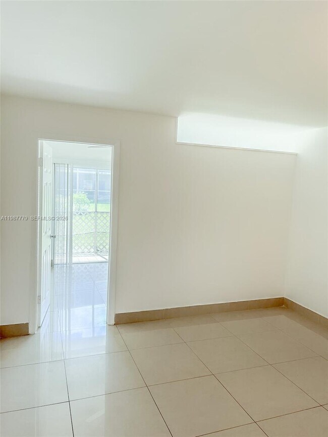 Building Photo - 3610 NW 21st St