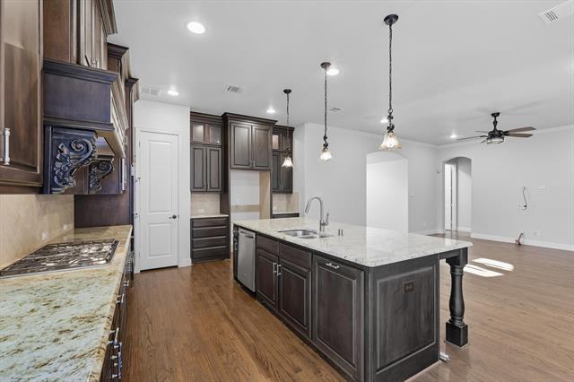 Building Photo - 7395 Gem Dr
