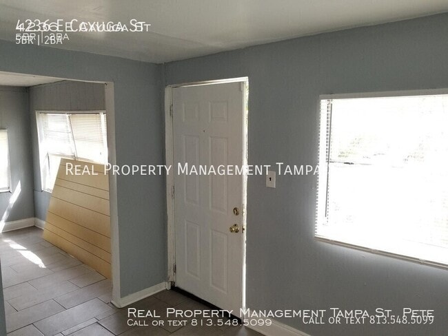 Building Photo - 4236 E Cayuga St