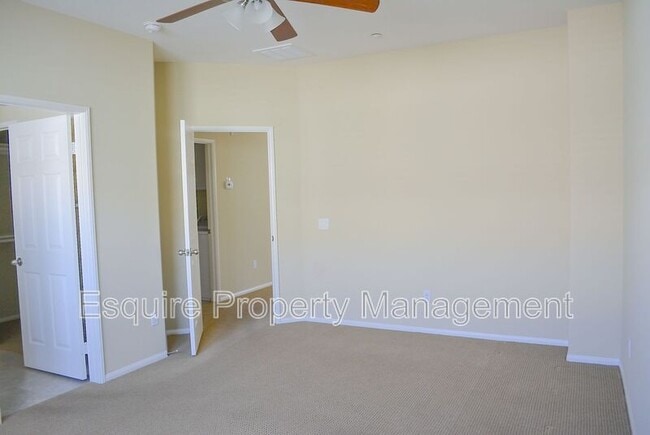 Building Photo - 313 Harbor Breeze Dr