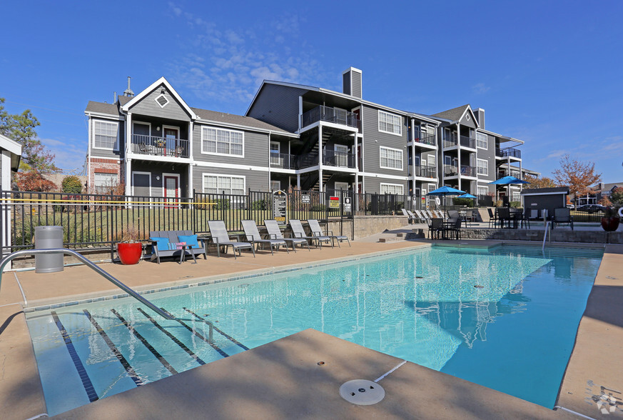 Select Apartments Overlook our Picturesque Pool | Apartments in Owasso OK | Villas at Bailey Ranch - Villas at Bailey Ranch