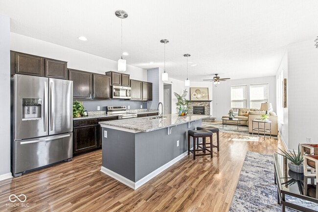 Building Photo - 7826 Gray Eagle Dr