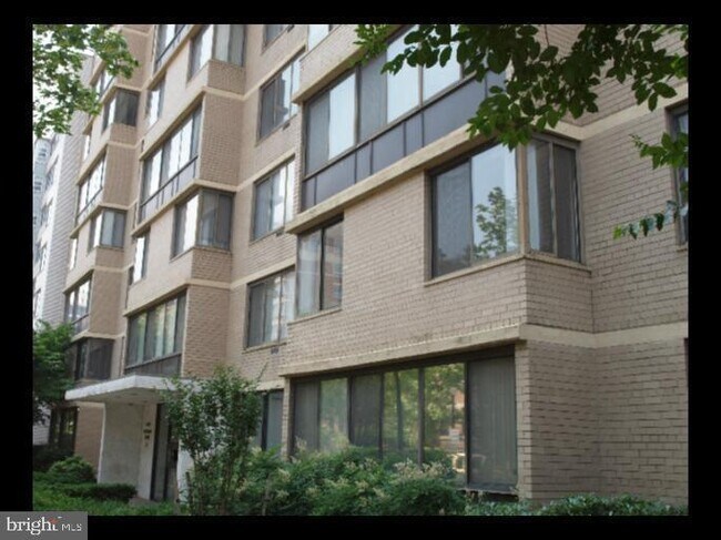 Building Photo - 2030 F St NW