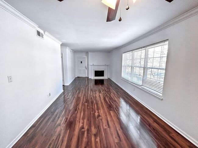 Building Photo - 2086 Montreat Cir