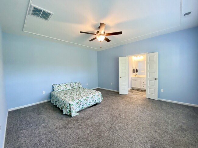 Building Photo - Welcome to Lake Life! Four Bedroom, Single...