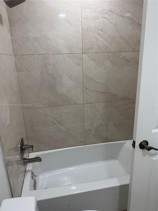 Building Photo - 3466 SW 112th Ave