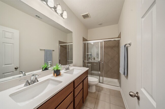 Building Photo - 6218 Morning Fern Ln