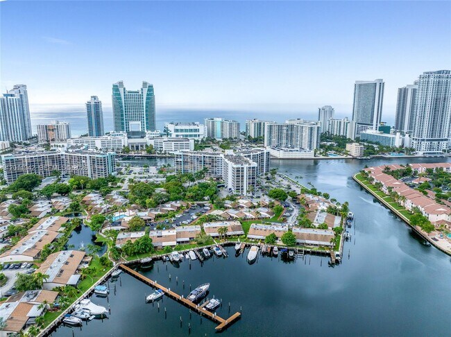 Building Photo - 600 Three Islands Boulevard
