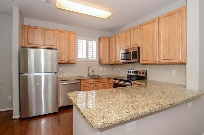 Building Photo - 12707 Boheme Dr