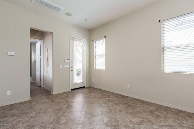 Building Photo - Beautiful Palm Valley Golf Course Home with Casita