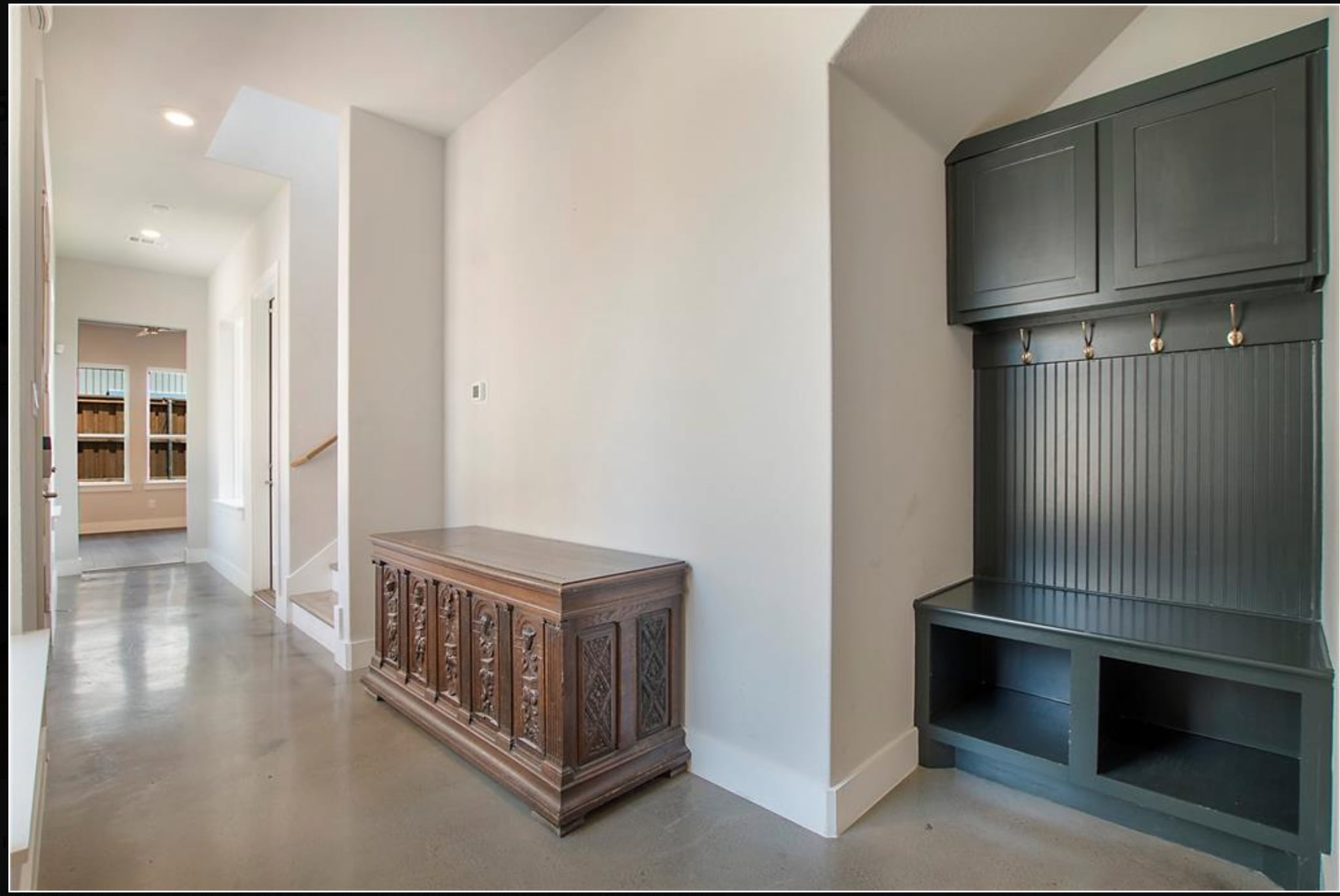 Building Photo - 1005 Cavour Pl