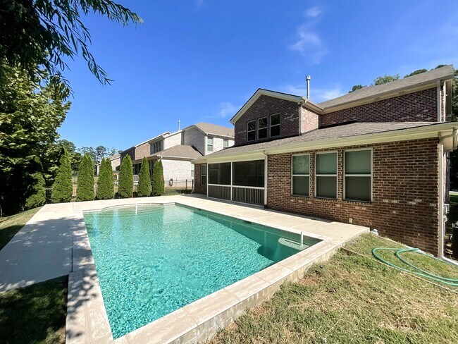Building Photo - 214 Smithfield Dr