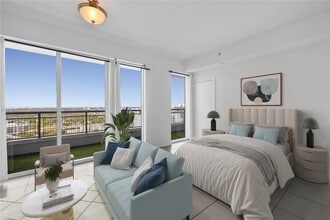 Building Photo - 60 SW 13th St