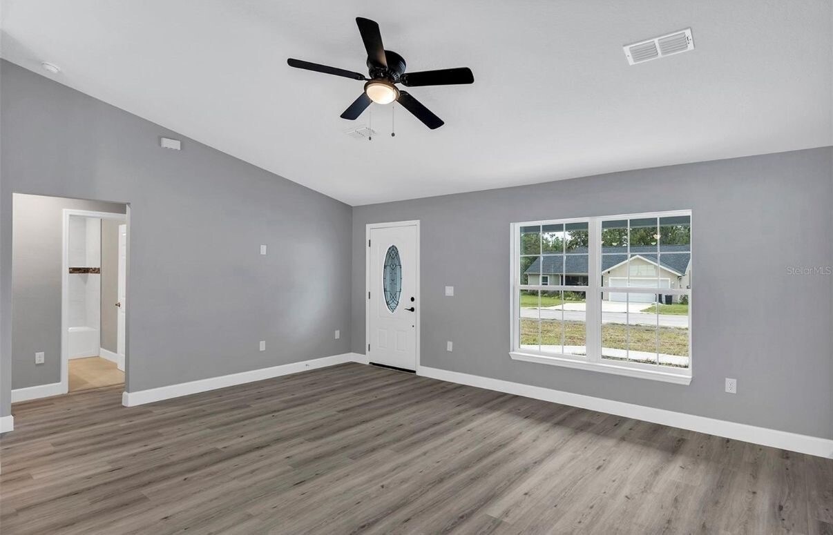 Building Photo - 15145 SW 65th Avenue Rd