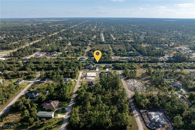 Building Photo - 1134 Cummings St E