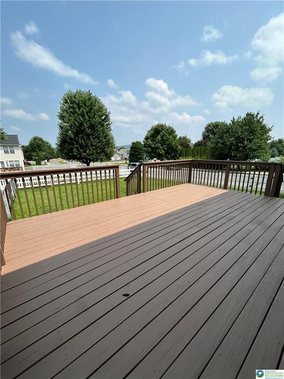 Building Photo - 2490 Chestnut Ln