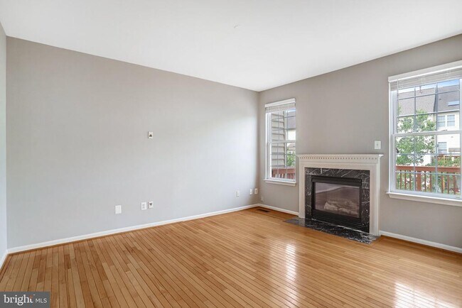 Building Photo - 22616 Welborne Manor Square